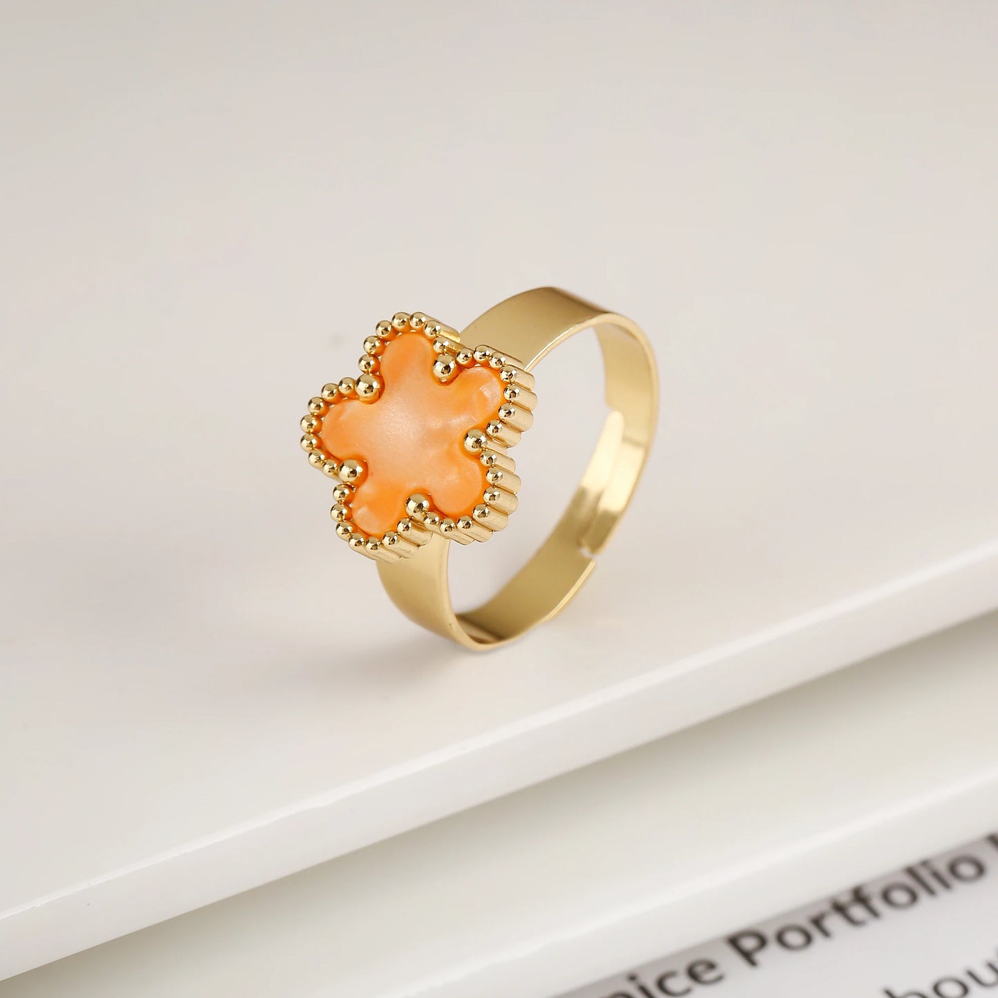 Justerbare ringer m/blomst