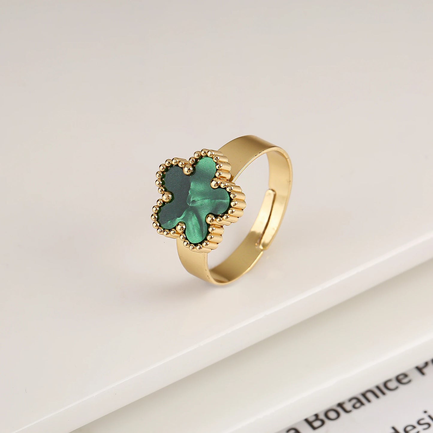 Justerbare ringer m/blomst