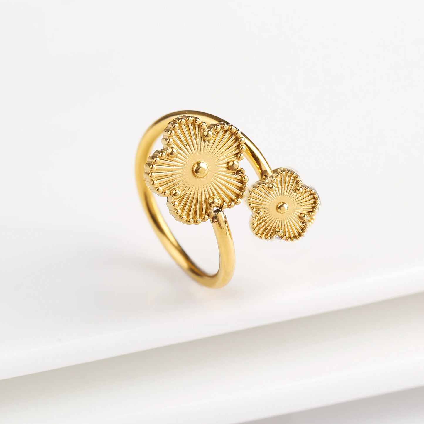 Blomster ring