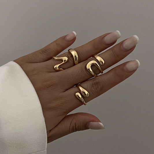 Geometriske metalliske ringer